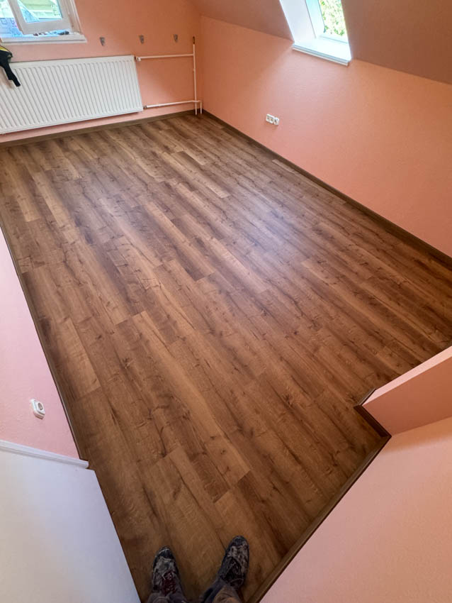 Hope Burkolat, Fapadló, laminált padló, vinyl, SPC, PVC vagy szőnyegpadló telepítése kivitelezése